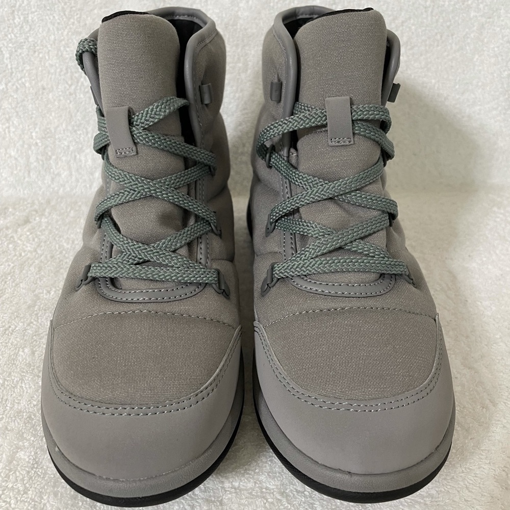 CLOUDSTEPPERS by Clarks Lace Up Boots